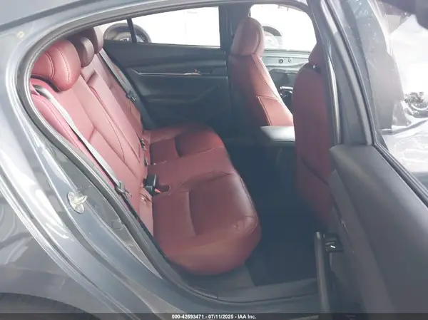 3MZBPACM2PM370122 2023 MAZDA 3 - Image 8