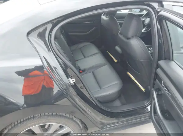 3MZBPACM2RM415756 2024 MAZDA 3 - Image 8