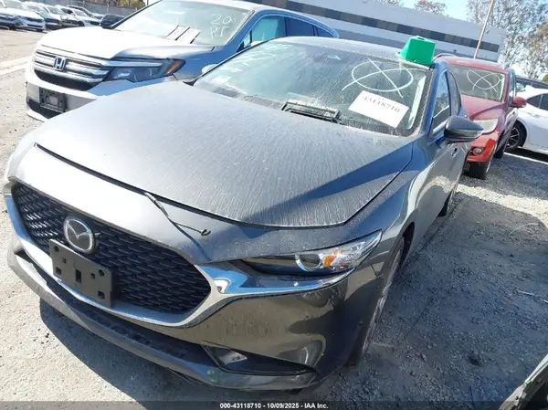 3MZBPACM2RM416907 2024 MAZDA 3 - Image 2