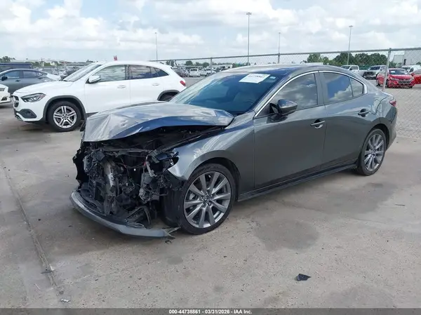 3MZBPACM2RM424389 2024 MAZDA 3 - Image 2
