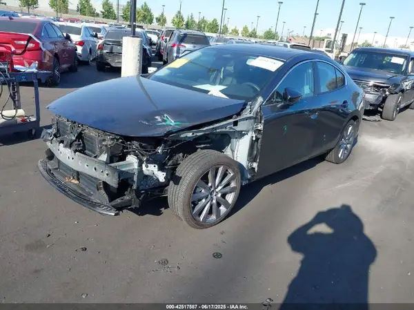 3MZBPACM2RM425574 2024 MAZDA 3 - Image 2