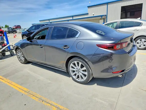 3MZBPACM3PM350672 2023 MAZDA 3 - Image 2