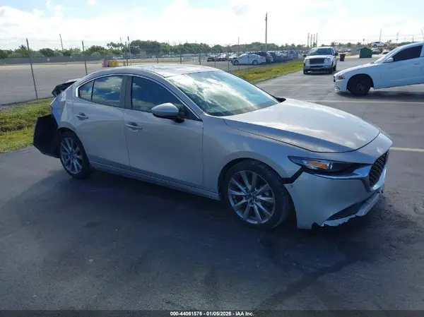 3MZBPACM3PM354768 2023 MAZDA 3 - Image 1
