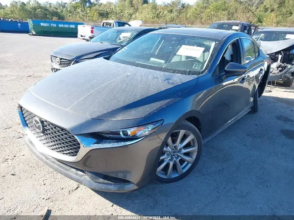3MZBPACM3PM361462 2023 MAZDA 3 - Image 2