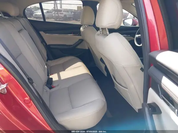 3MZBPACM3RM402675 2024 MAZDA 3 - Image 8