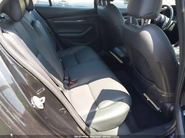 3MZBPACM3RM417418 2024 MAZDA 3 - Image 8