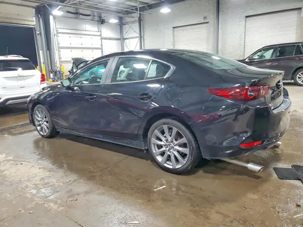 3MZBPACM3SM463076 2025 MAZDA 3 - Image 2