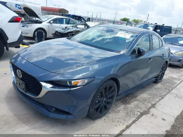 3MZBPACM4PM368131 2023 MAZDA 3 - Image 2