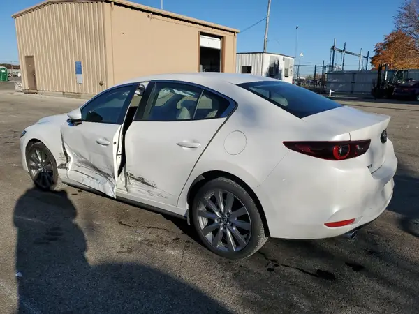 3MZBPACM4RM422790 2024 MAZDA 3 - Image 2