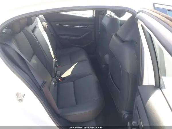 3MZBPACM4RM425897 2024 MAZDA 3 - Image 8
