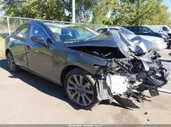 3MZBPACM4SM472076 2025 MAZDA 3