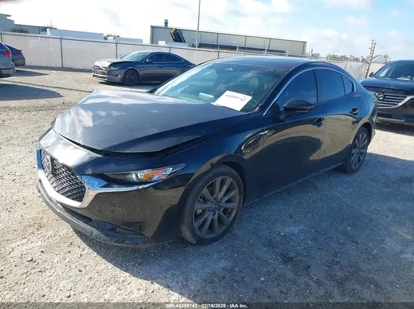 3MZBPACM5SM470319 2025 MAZDA 3 - Image 2