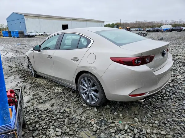 3MZBPACM5SM478193 2025 MAZDA 3 - Image 2