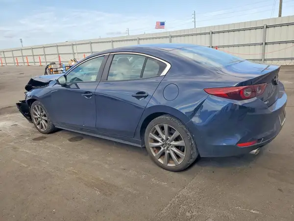 3MZBPACM6RM400919 2024 MAZDA 3 - Image 2