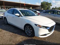 3MZBPACM6RM411029 2024 MAZDA 3