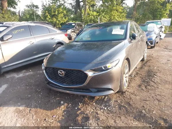 3MZBPACM6SM460155 2025 MAZDA 3 - Image 2