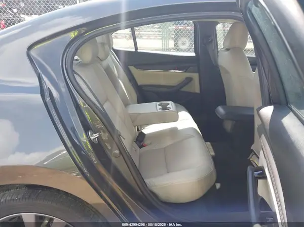 3MZBPACM7RM401819 2024 MAZDA 3 - Image 8