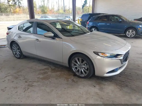 3MZBPACM8PM368357 2023 MAZDA 3 - Image 1