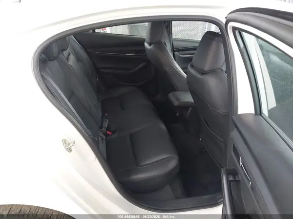 3MZBPACM8RM403837 2024 MAZDA 3 - Image 8