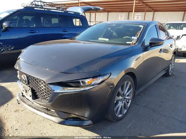 3MZBPACM8RM418743 2024 MAZDA 3 - Image 2