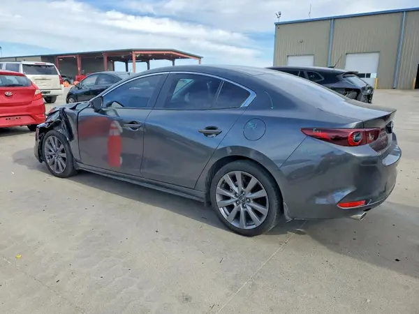 3MZBPACM8RM437003 2024 MAZDA 3 - Image 2