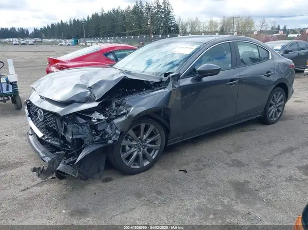3MZBPACM8SM457113 2025 MAZDA 3 - Image 2