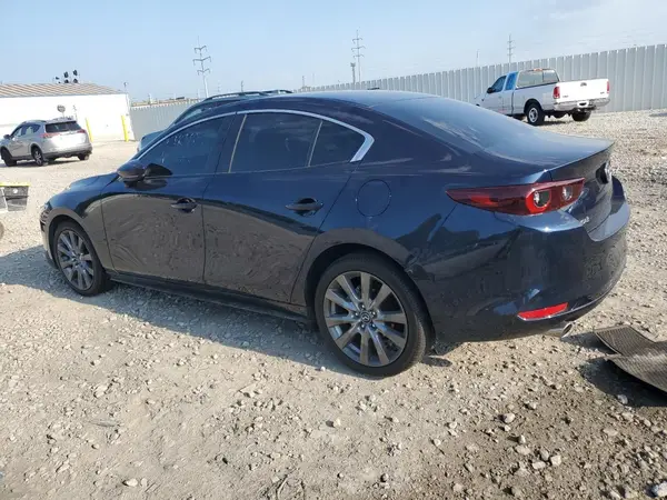3MZBPACM8SM465339 2025 MAZDA 3 - Image 2