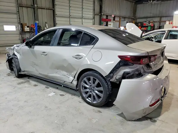 3MZBPACM8SM469374 2025 MAZDA 3 - Image 2