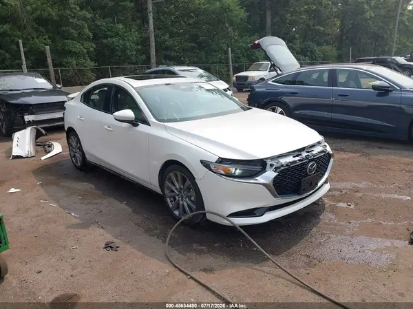 3MZBPACM8SM472226 2025 MAZDA 3 - Image 1