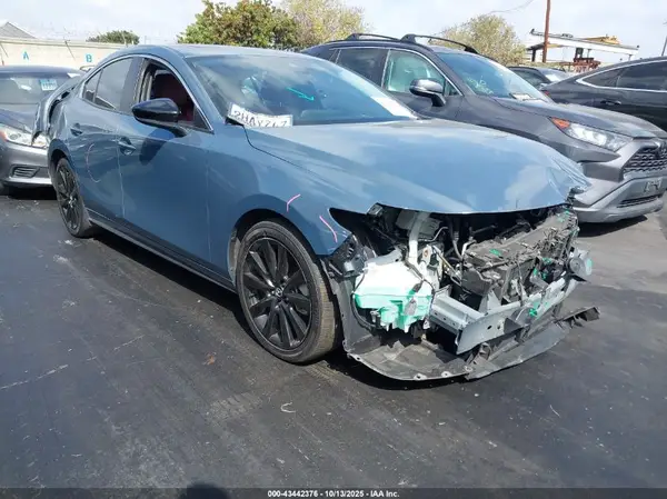 3MZBPACM9PM371381 2023 MAZDA 3 - Image 1
