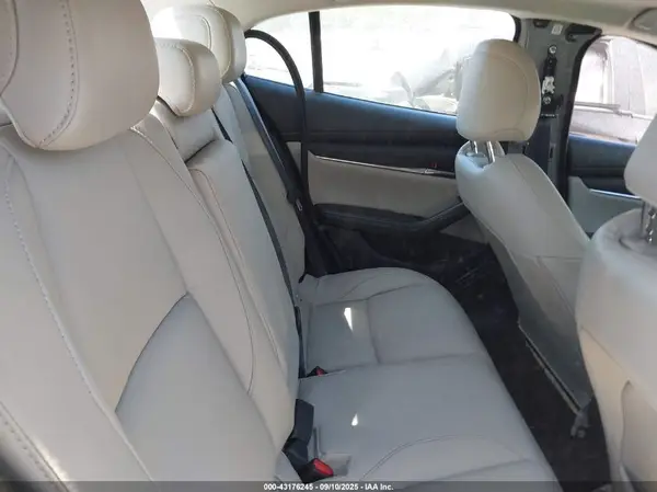3MZBPACM9SM454821 2025 MAZDA 3 - Image 8