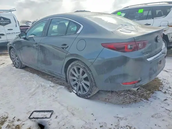 3MZBPACM9SM464815 2025 MAZDA 3 - Image 2