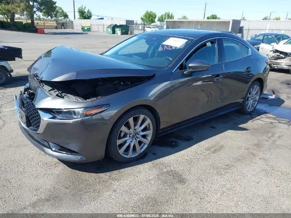 3MZBPACMXKM100077 2019 MAZDA 3 - Image 2