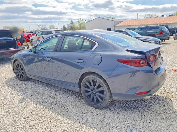3MZBPACMXPM380459 2023 MAZDA 3 - Image 2