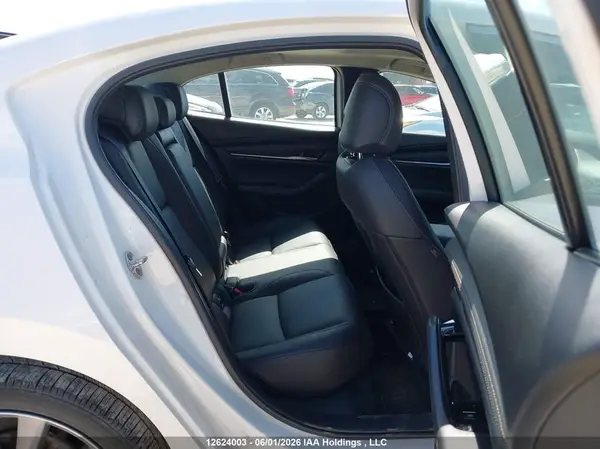 3MZBPADL0MM200360 2021 MAZDA 3 - Image 8