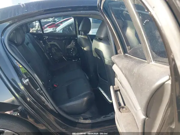 3MZBPADL1NM308407 2022 MAZDA 3 - Image 8