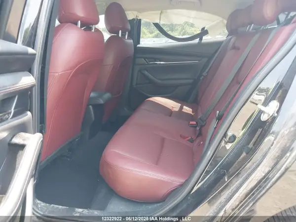 3MZBPADL2NM305922 2022 MAZDA 3 - Image 8