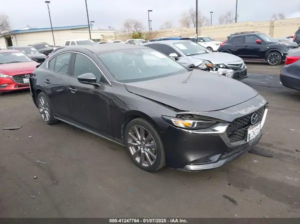 3MZBPADL7KM110913 2019 MAZDA 3 - Image 1