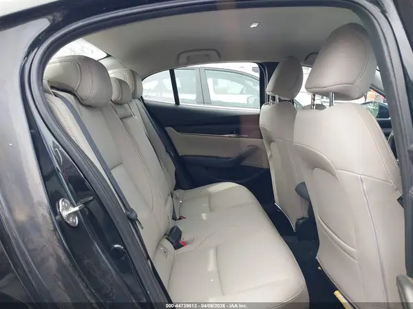 3MZBPADL9KM108239 2019 MAZDA 3 - Image 8