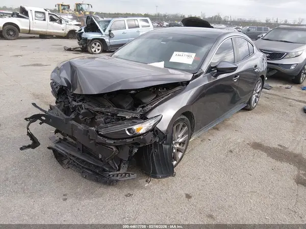 3MZBPADLXKM109500 2019 MAZDA 3 - Image 2