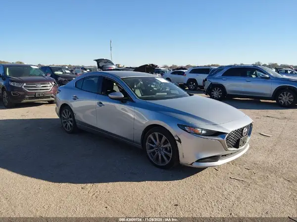 3MZBPADLXKM109691 2019 MAZDA 3 - Image 1