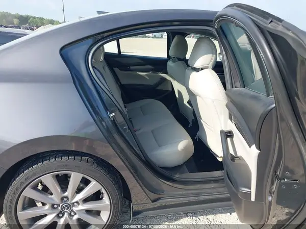 3MZBPADLXKM111778 2019 MAZDA 3 - Image 8