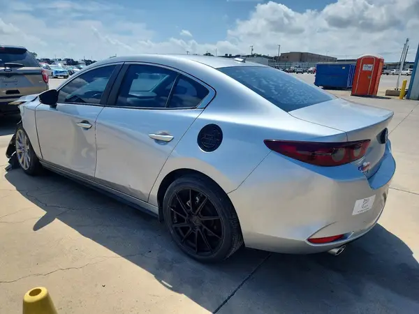 3MZBPADLXKM113028 2019 MAZDA 3 - Image 2