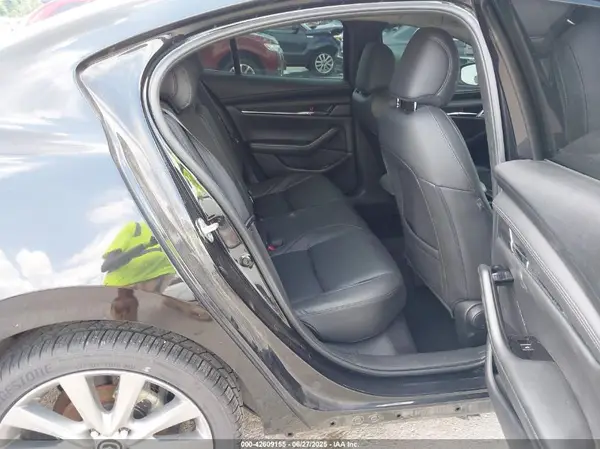 3MZBPADLXLM129683 2020 MAZDA 3 - Image 8
