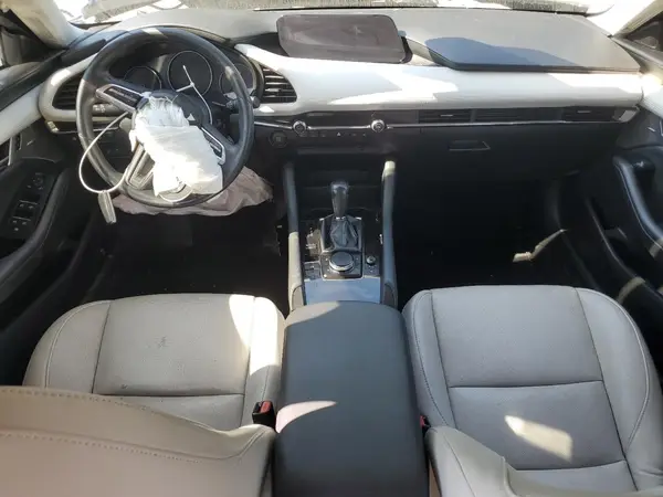3MZBPADM2KM110536 2019 MAZDA 3 - Image 8