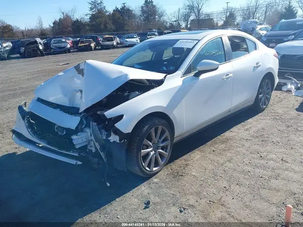 3MZBPADM3KM104647 2019 MAZDA 3 - Image 2