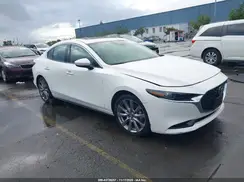 3MZBPAEM0KM101610 2019 MAZDA 3