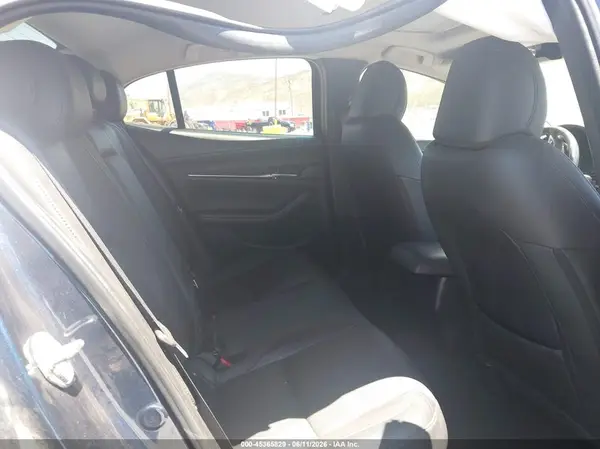 3MZBPAEM0KM101753 2019 MAZDA 3 - Image 8