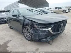 3MZBPAEM0KM102868 2019 MAZDA 3