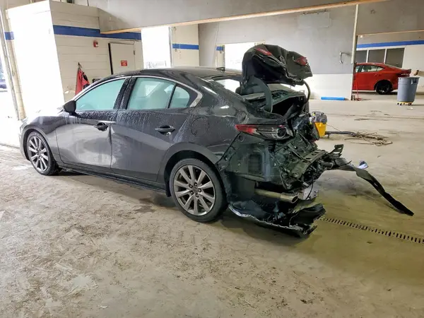 3MZBPAEM0KM111795 2019 MAZDA 3 - Image 2